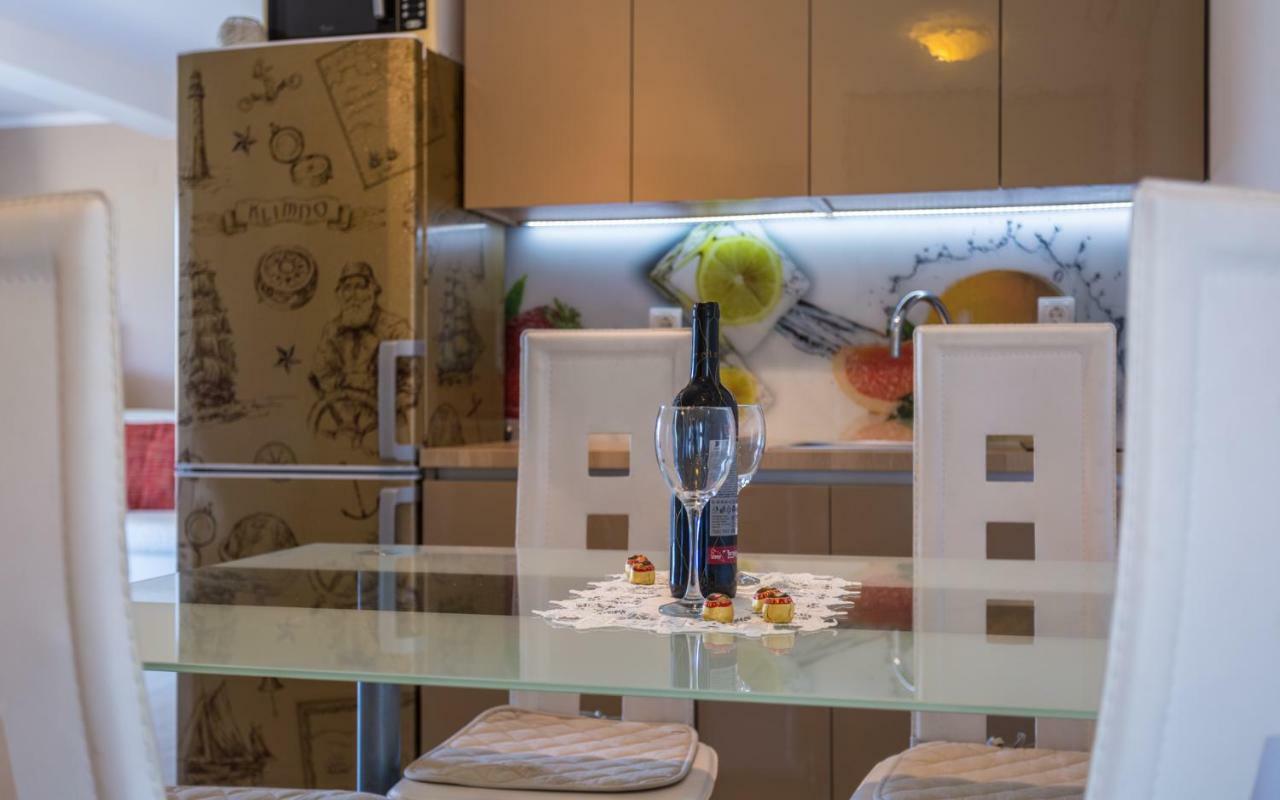 Apartment Trava Klimno Zewnętrze zdjęcie
